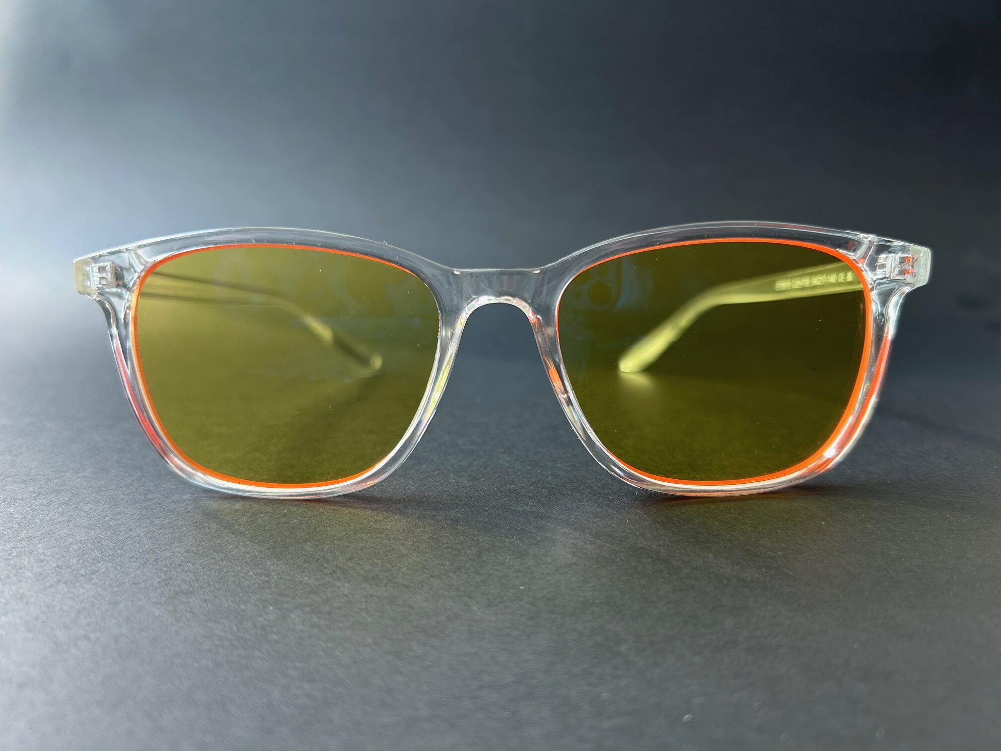 Blue Spectrum-Blocking Glasses